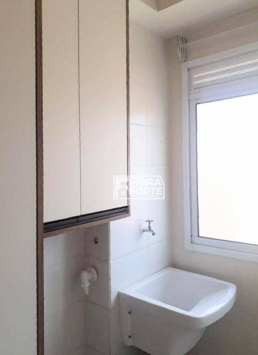 Apartamento à venda com 3 quartos, 60m² - Foto 4