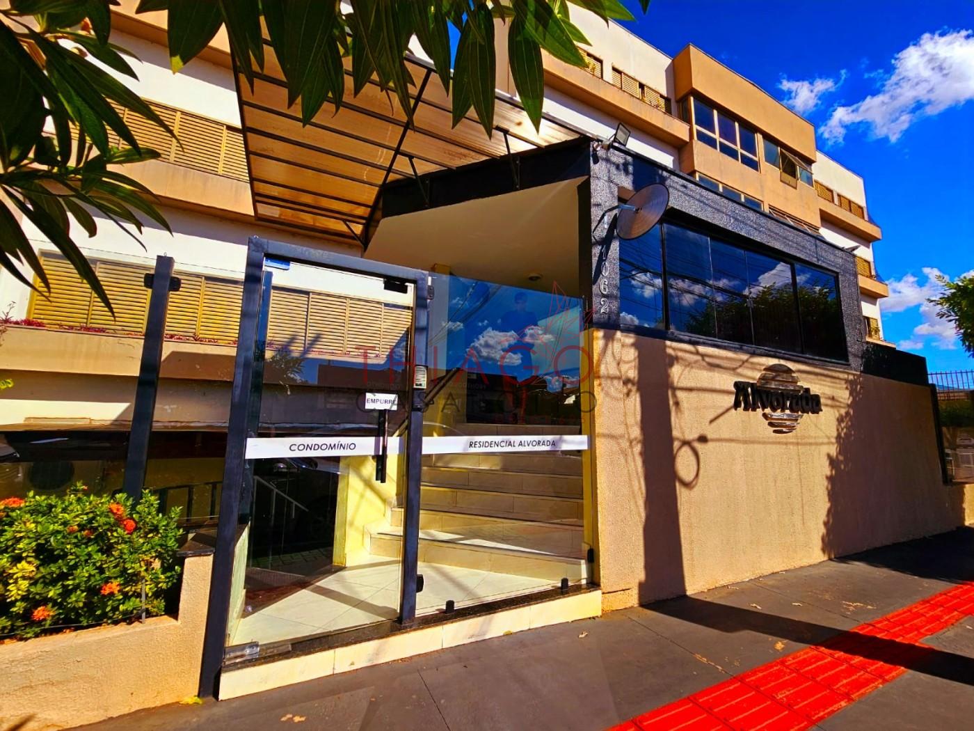 Apartamento à venda com 2 quartos, 80m² - Foto 1