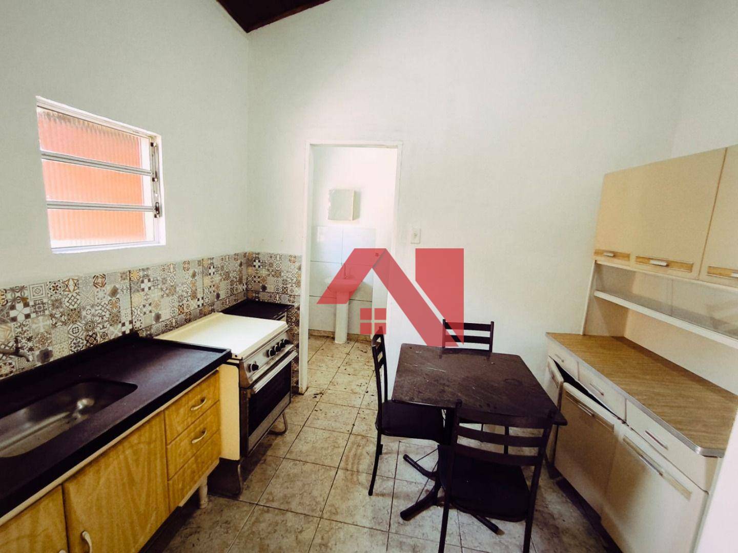 Casa para alugar com 4 quartos, 75m² - Foto 13