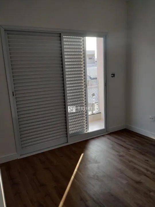 Casa à venda com 3 quartos, 213m² - Foto 14