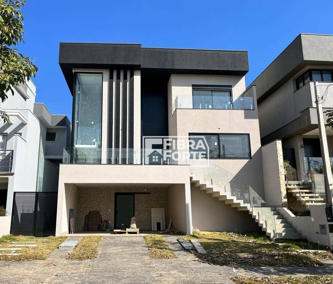 Casa de Condomínio à venda com 3 quartos, 360m² - Foto 1