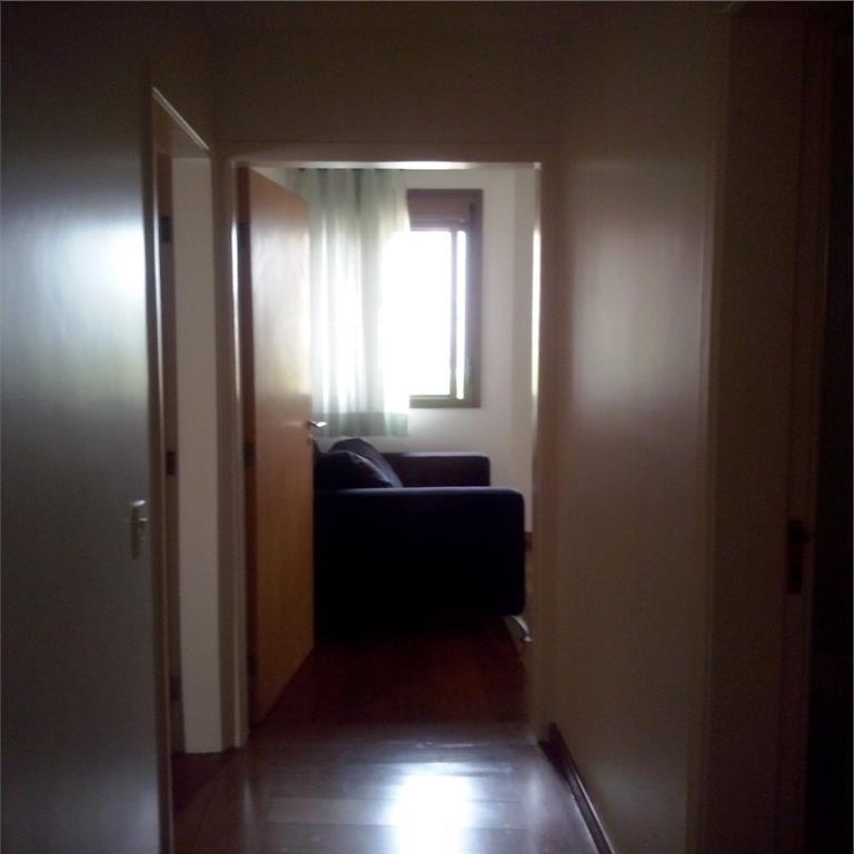 Apartamento para alugar com 3 quartos, 100m² - Foto 8