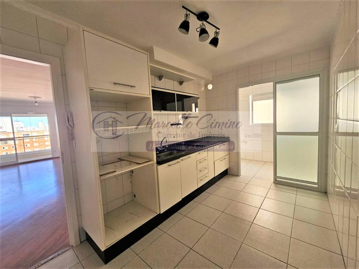 Apartamento à venda com 3 quartos, 127m² - Foto 5