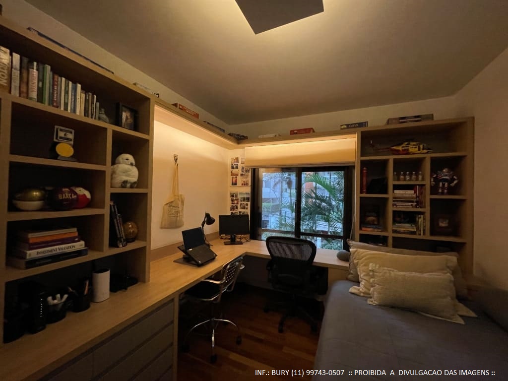 Apartamento à venda com 3 quartos, 168m² - Foto 3