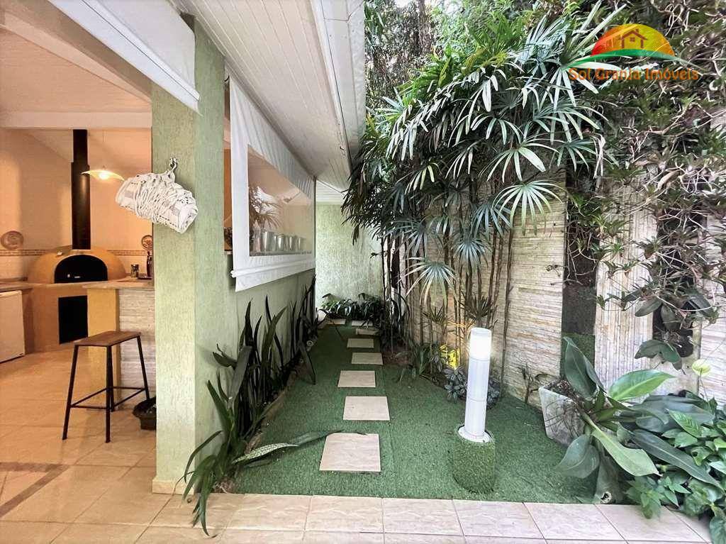 Casa de Condomínio à venda com 4 quartos, 553m² - Foto 31