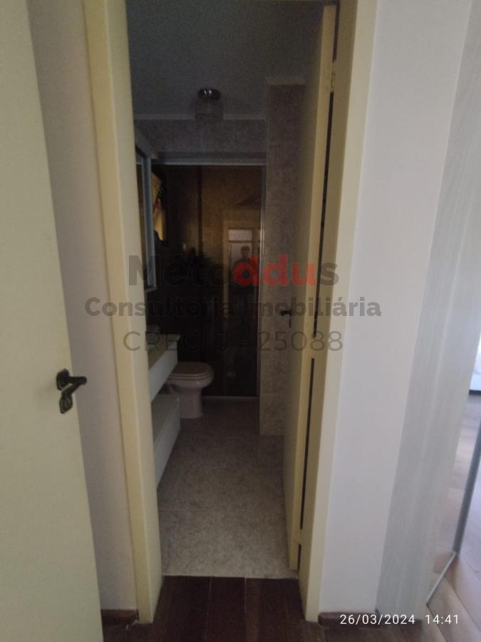 Apartamento à venda com 2 quartos, 80m² - Foto 15