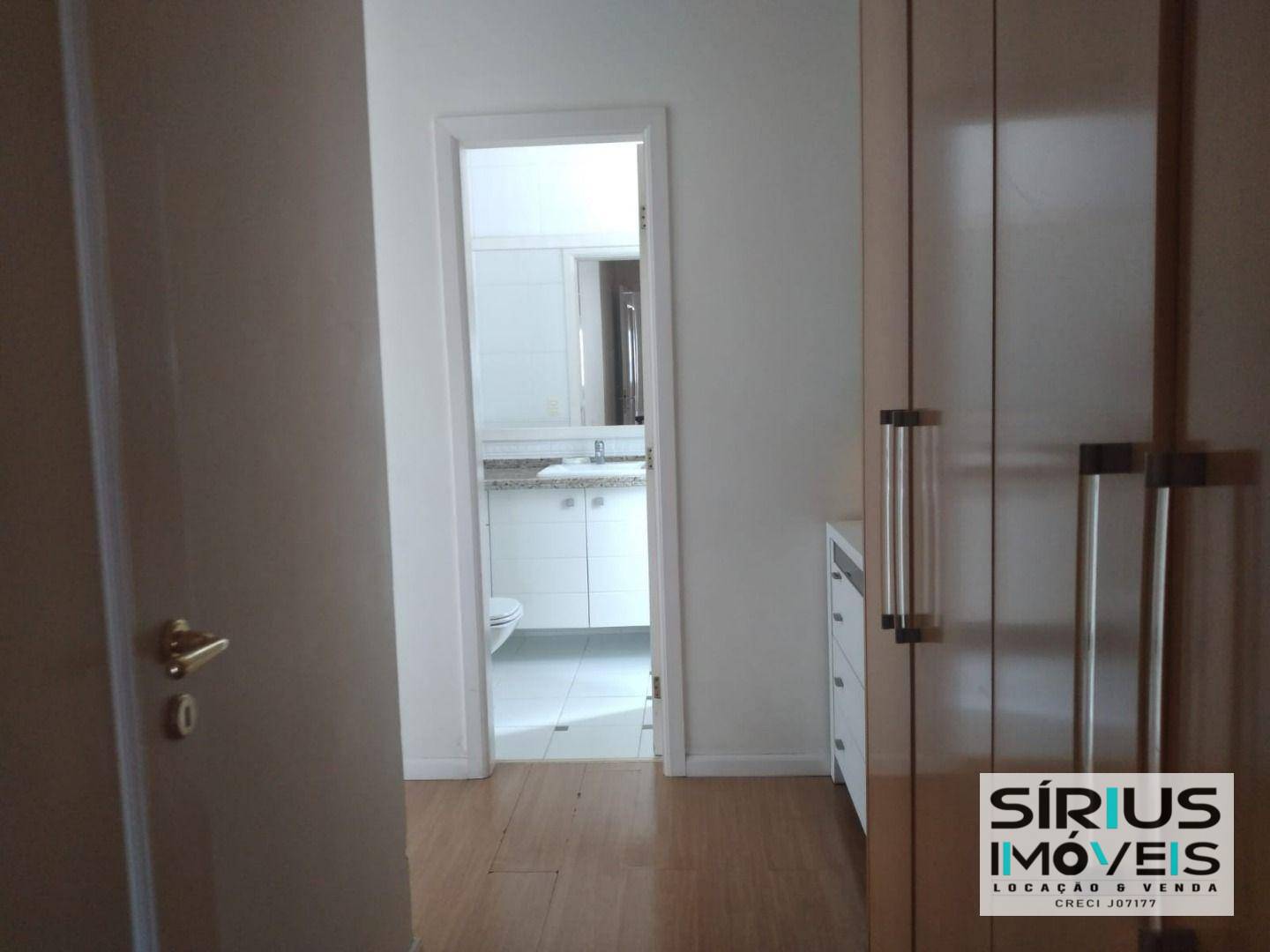 Apartamento à venda com 4 quartos, 227m² - Foto 12