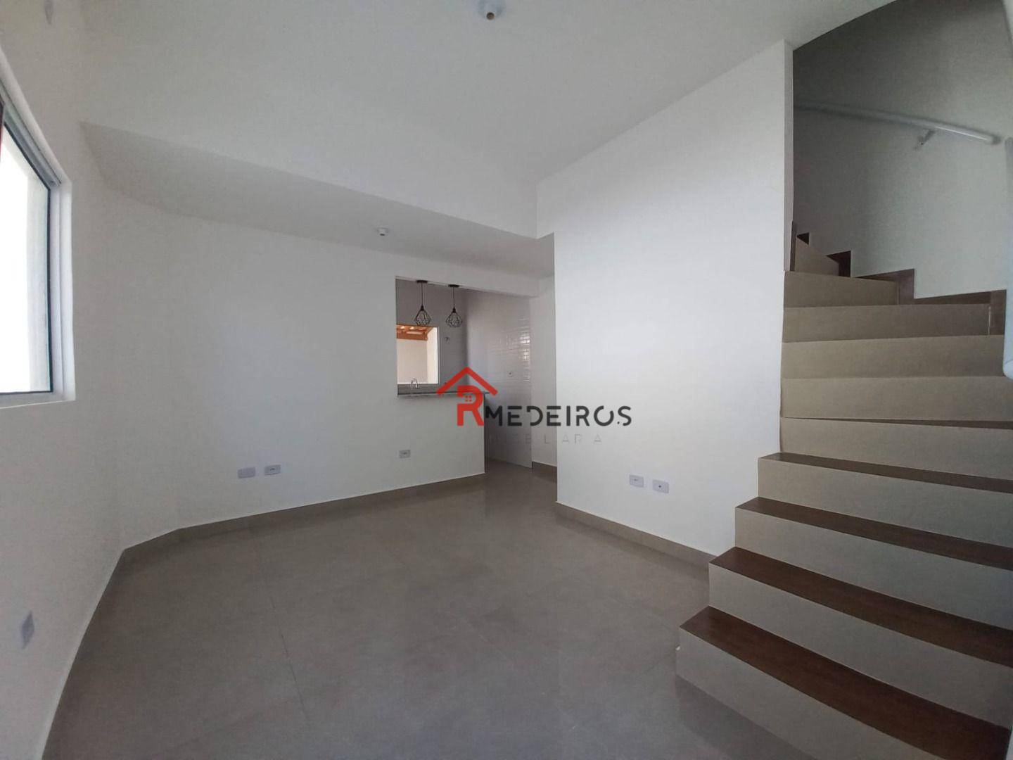 Sobrado à venda com 2 quartos, 69m² - Foto 3