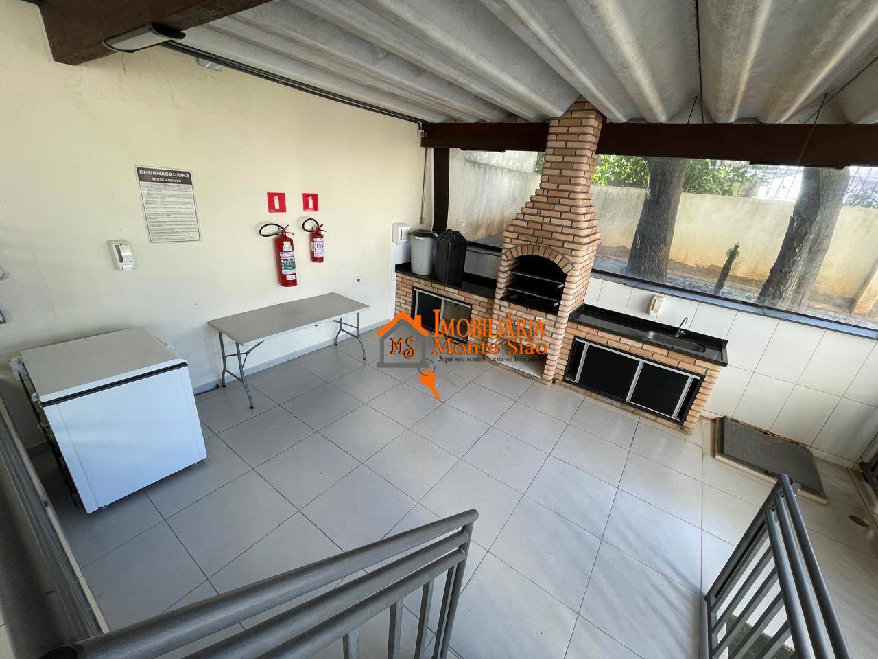 Apartamento à venda com 1 quarto, 47m² - Foto 27