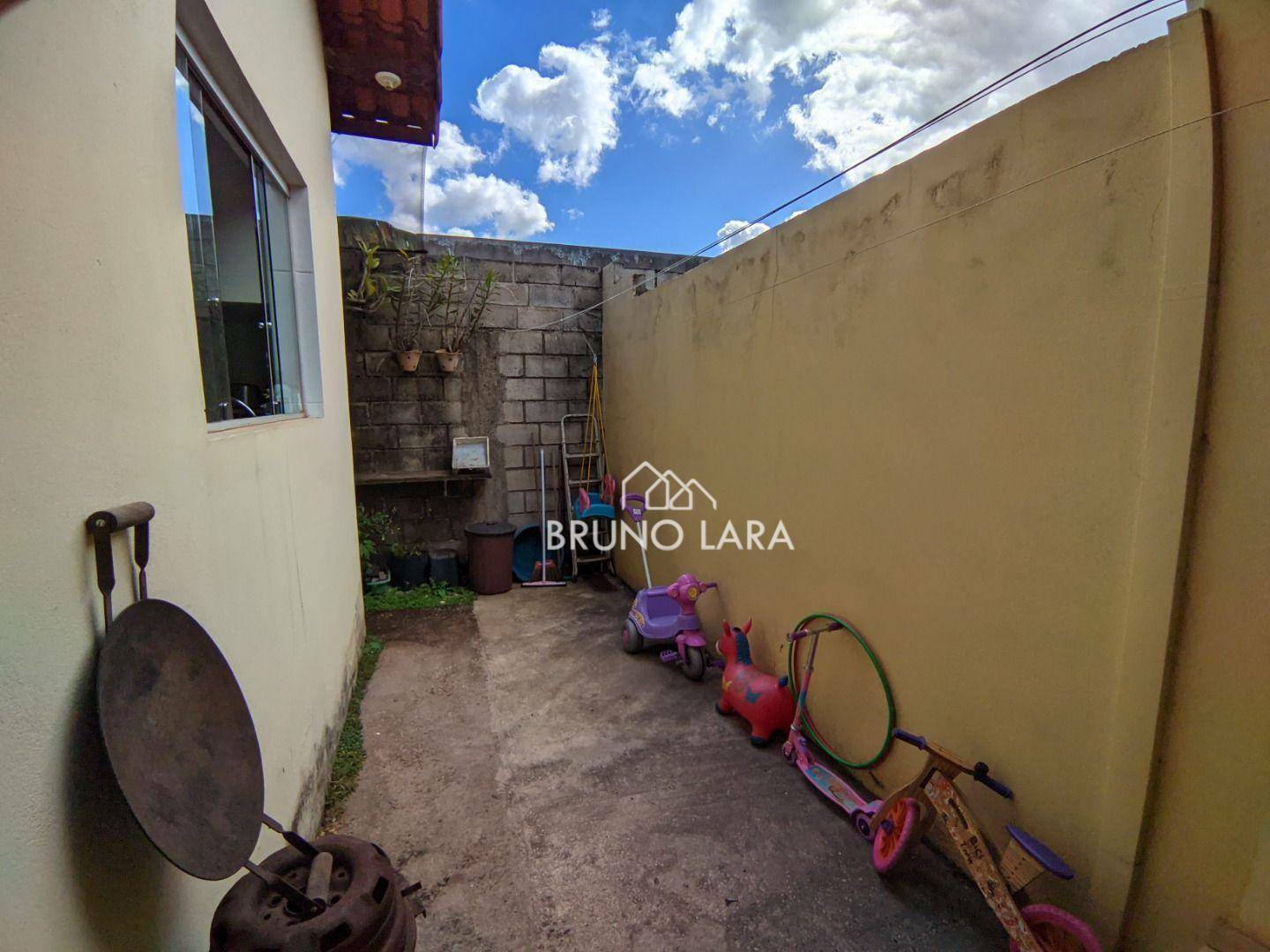 Casa à venda com 2 quartos, 86m² - Foto 33