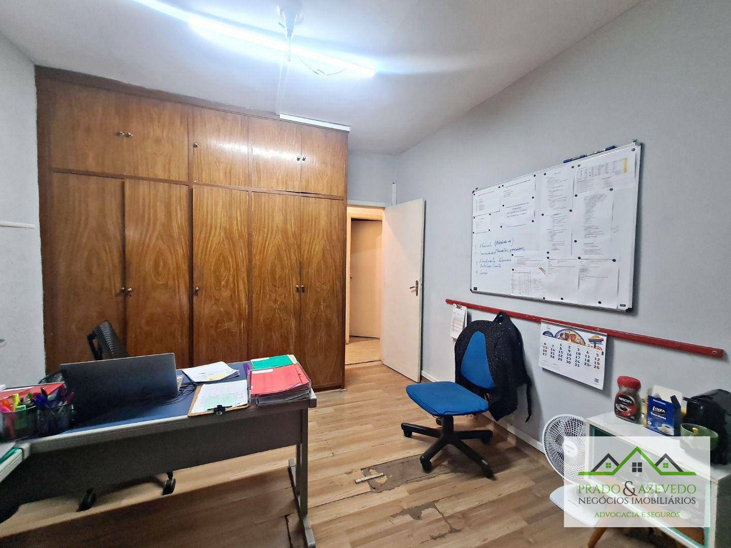 Casa à venda com 3 quartos, 246m² - Foto 9