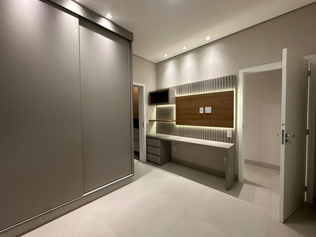 Casa de Condomínio à venda com 4 quartos, 249m² - Foto 16