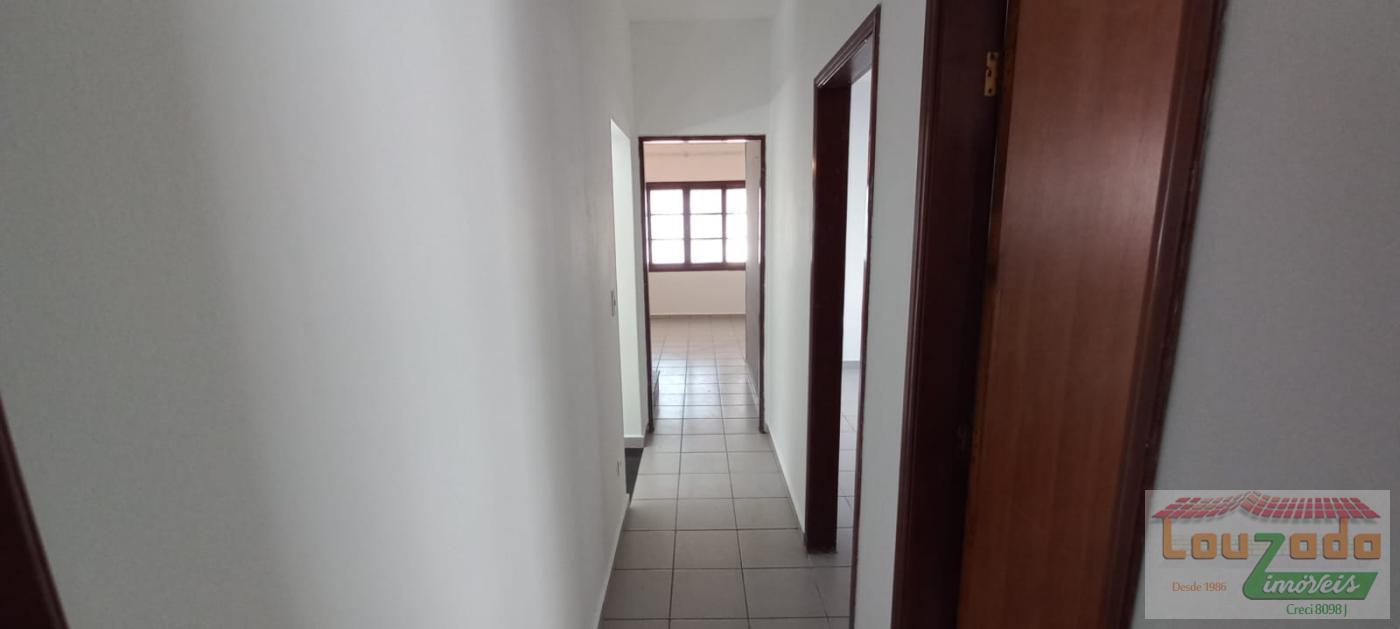 Sobrado à venda com 3 quartos, 260m² - Foto 11