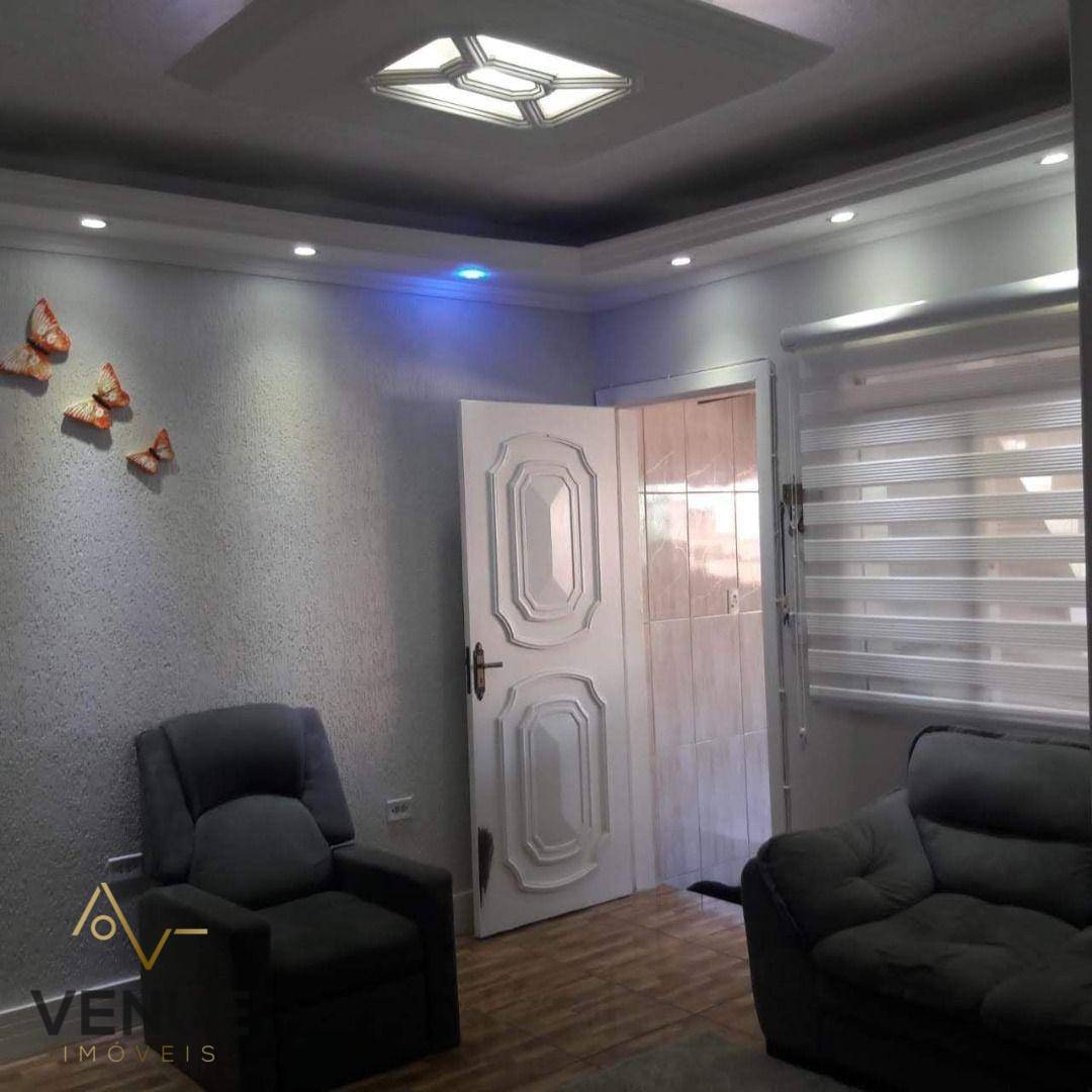 Sobrado à venda com 3 quartos, 130M2 - Foto 1