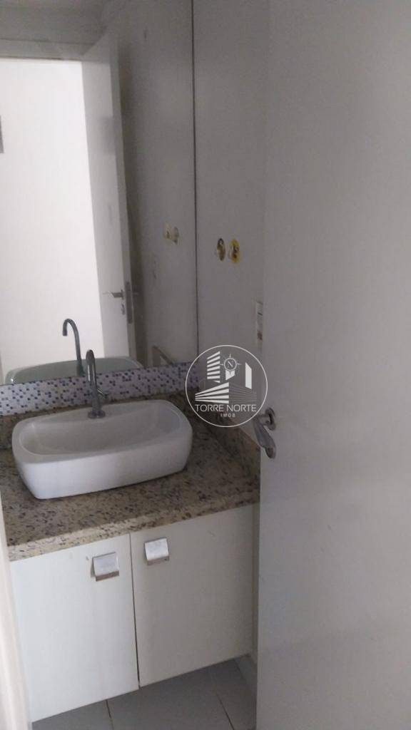 Apartamento à venda com 2 quartos, 62m² - Foto 9