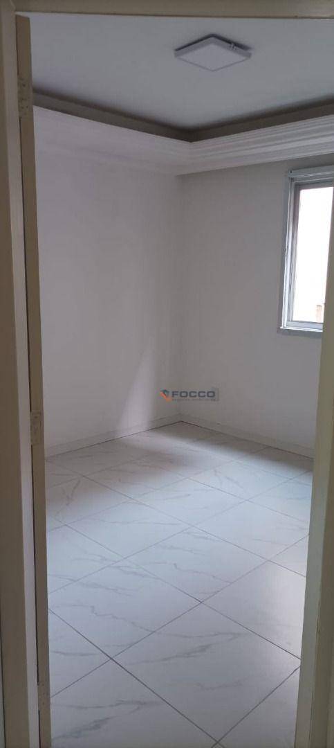 Apartamento à venda com 2 quartos, 46m² - Foto 15