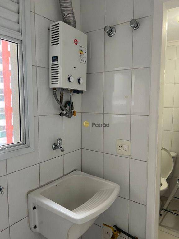 Apartamento à venda com 3 quartos, 97m² - Foto 23