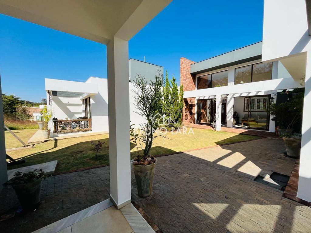 Casa de Condomínio à venda com 3 quartos, 250m² - Foto 35