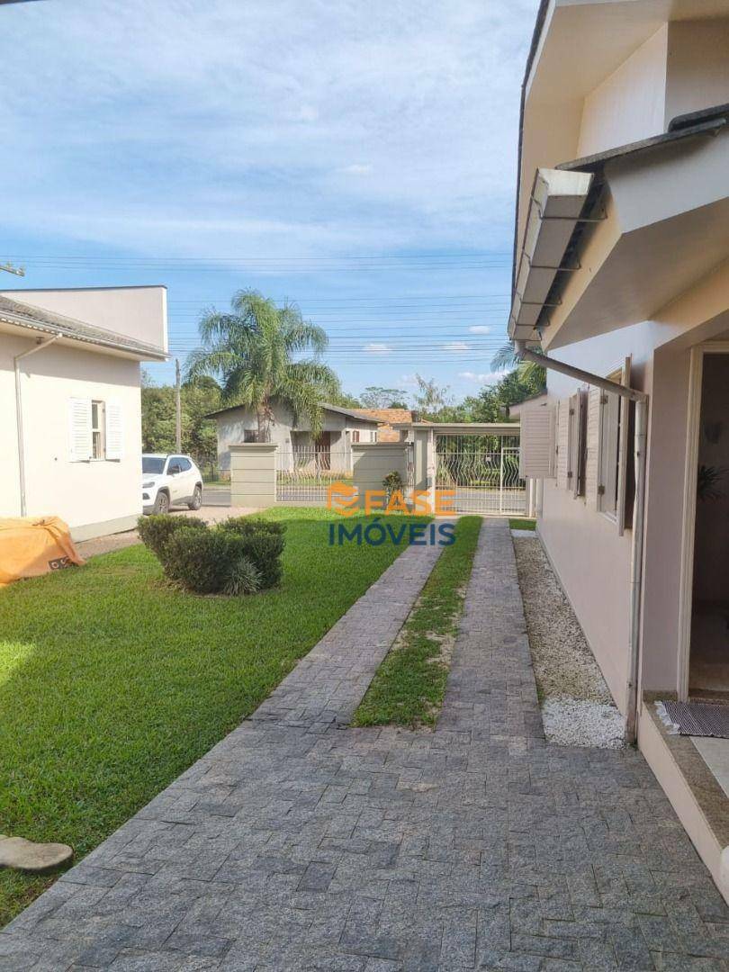 Casa à venda com 4 quartos, 290m² - Foto 10