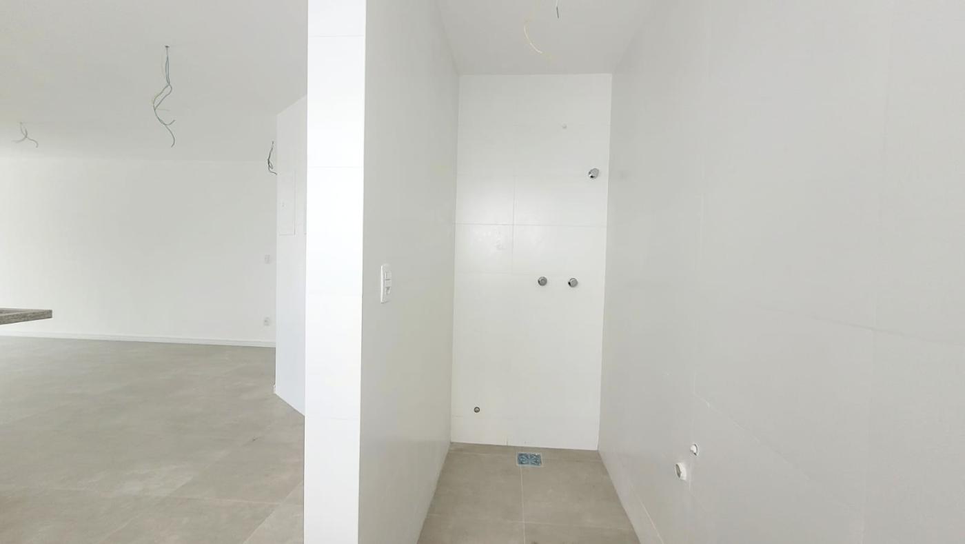 Apartamento à venda com 3 quartos, 106m² - Foto 28