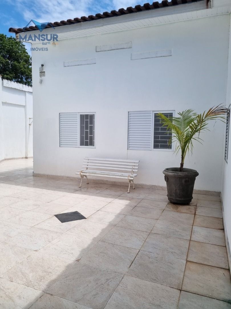 Casa à venda com 5 quartos, 172m² - Foto 21