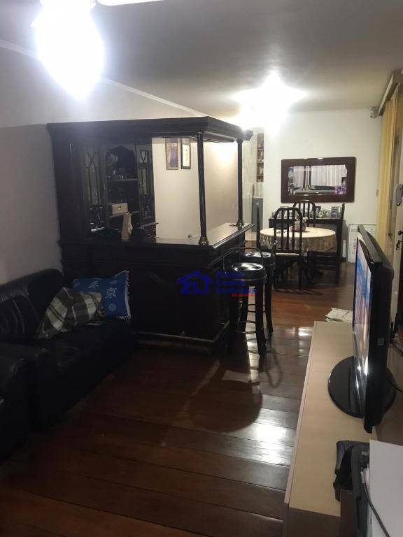 Sobrado à venda com 4 quartos, 273m² - Foto 2