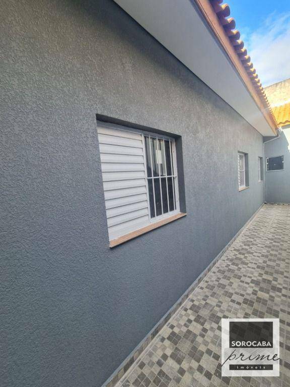 Casa à venda com 3 quartos, 82m² - Foto 2