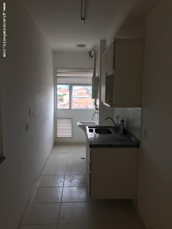 Apartamento à venda com 2 quartos, 65m² - Foto 1