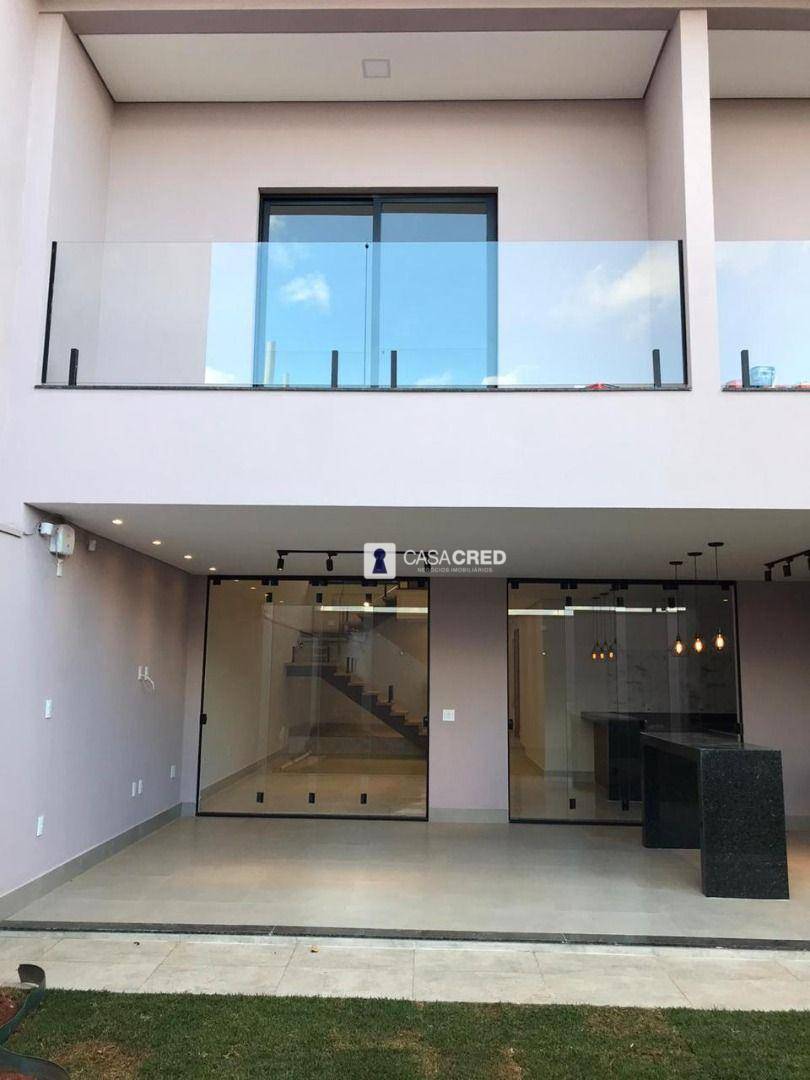 Casa à venda com 3 quartos, 250m² - Foto 14