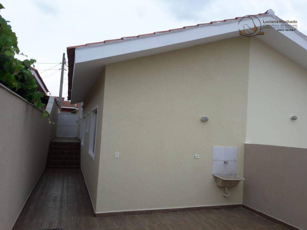 Casa à venda com 2 quartos, 50m² - Foto 14