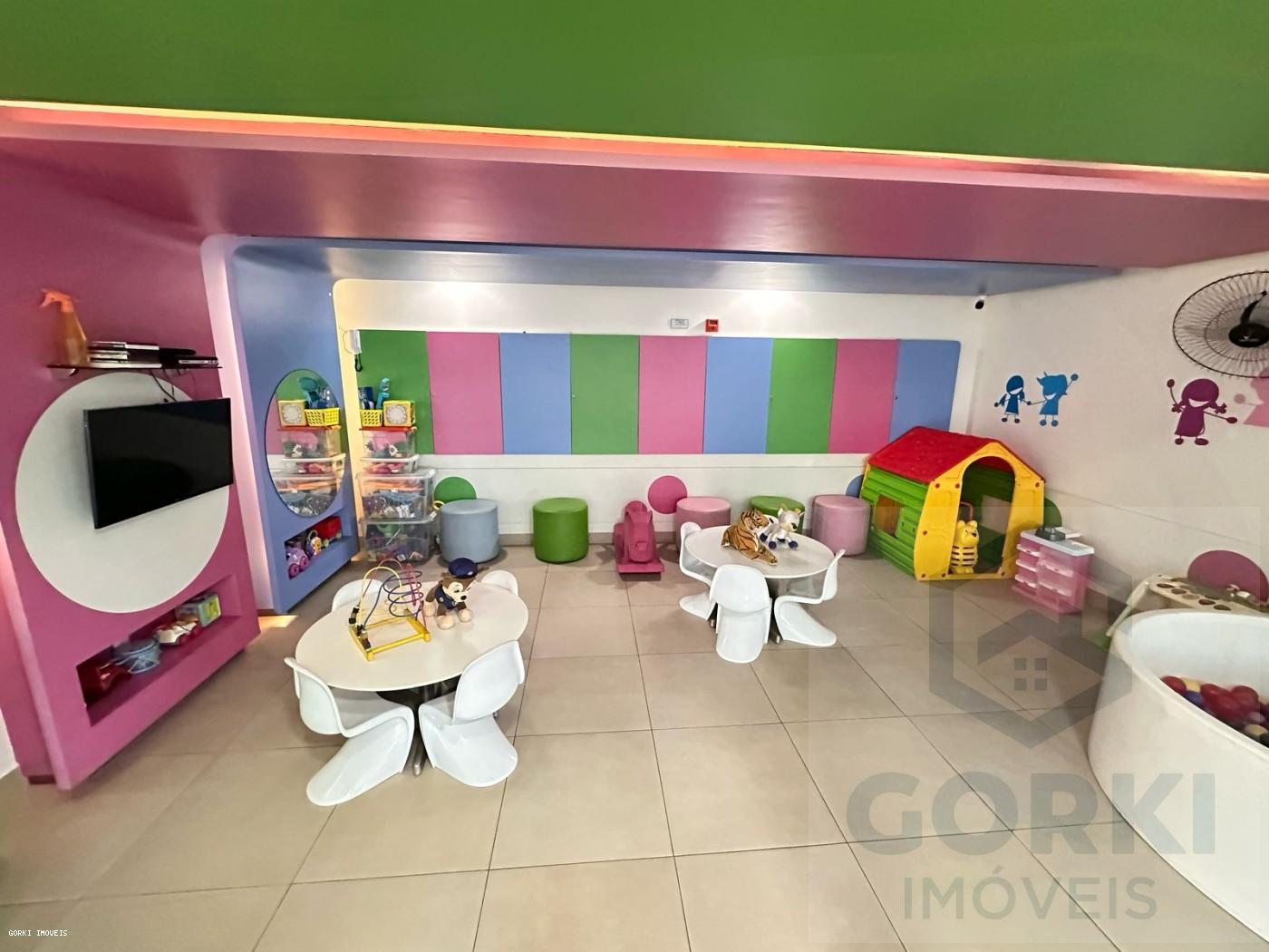 Apartamento à venda com 3 quartos, 205m² - Foto 5