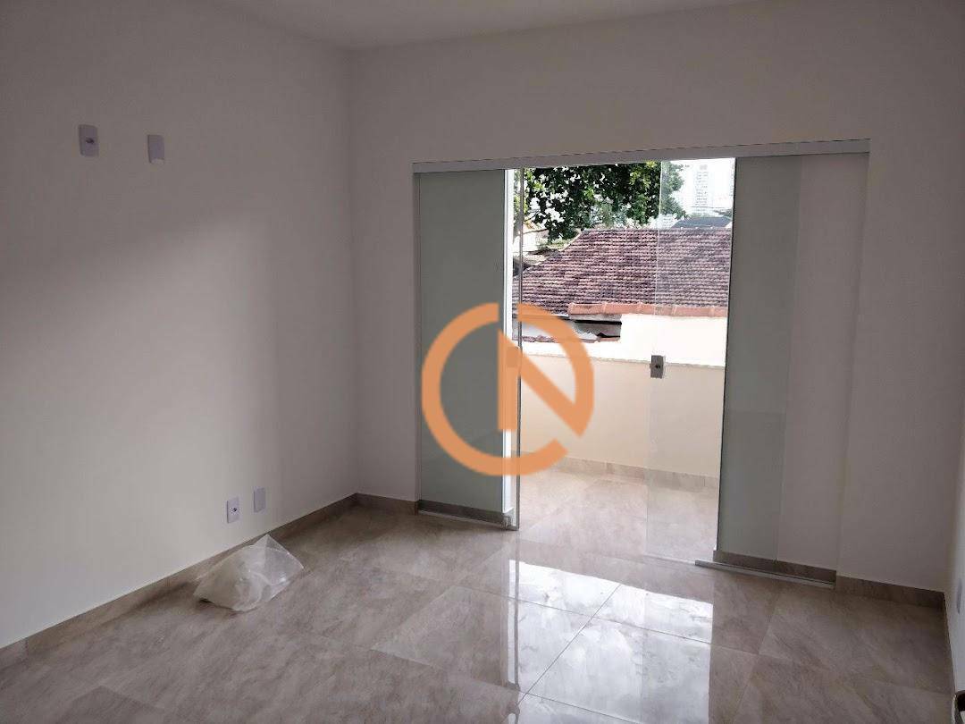 Sobrado à venda com 4 quartos, 180m² - Foto 8