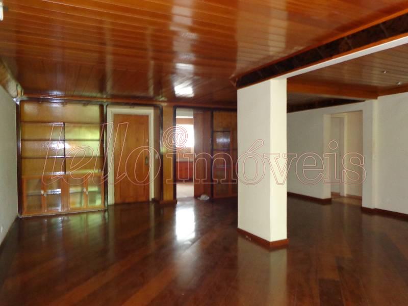 Apartamento para alugar com 2 quartos, 160m² - Foto 1