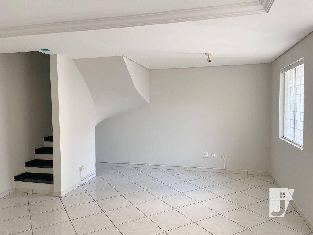 Sobrado para alugar com 3 quartos, 130m² - Foto 3