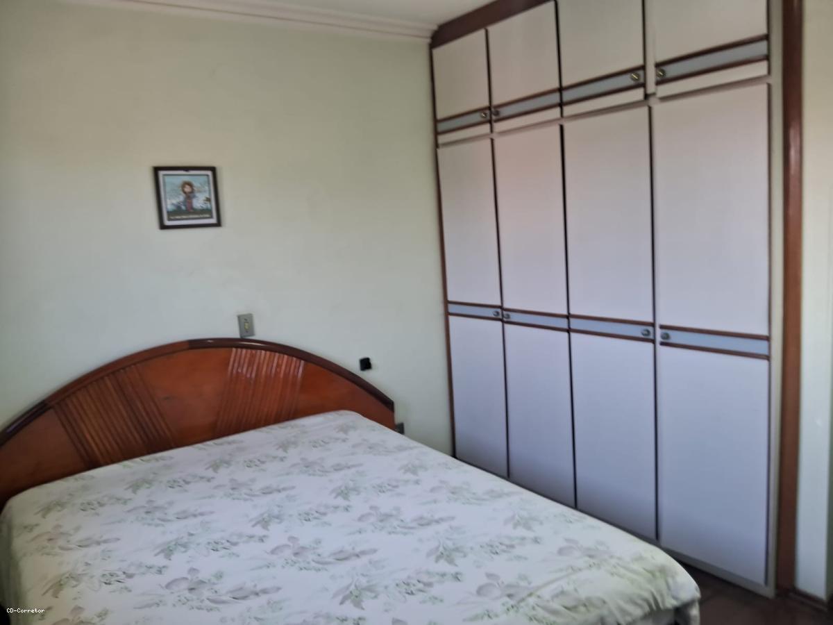 Sobrado à venda com 3 quartos, 380m² - Foto 9