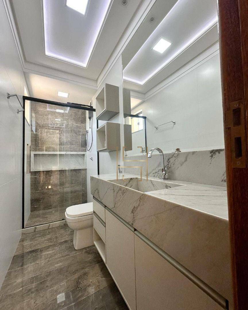 Casa de Condomínio à venda com 3 quartos, 265m² - Foto 4