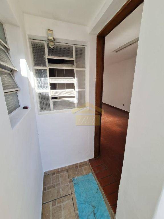 Casa à venda com 2 quartos, 180m² - Foto 24