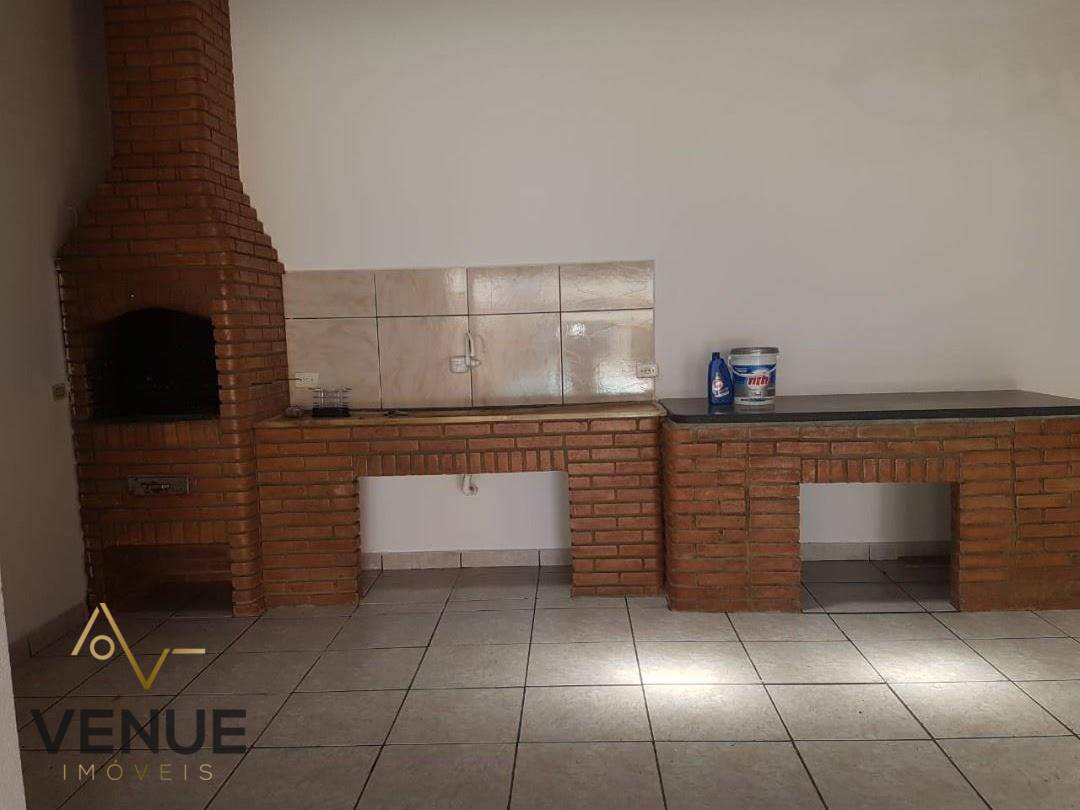 Casa à venda com 3 quartos, 300m² - Foto 10