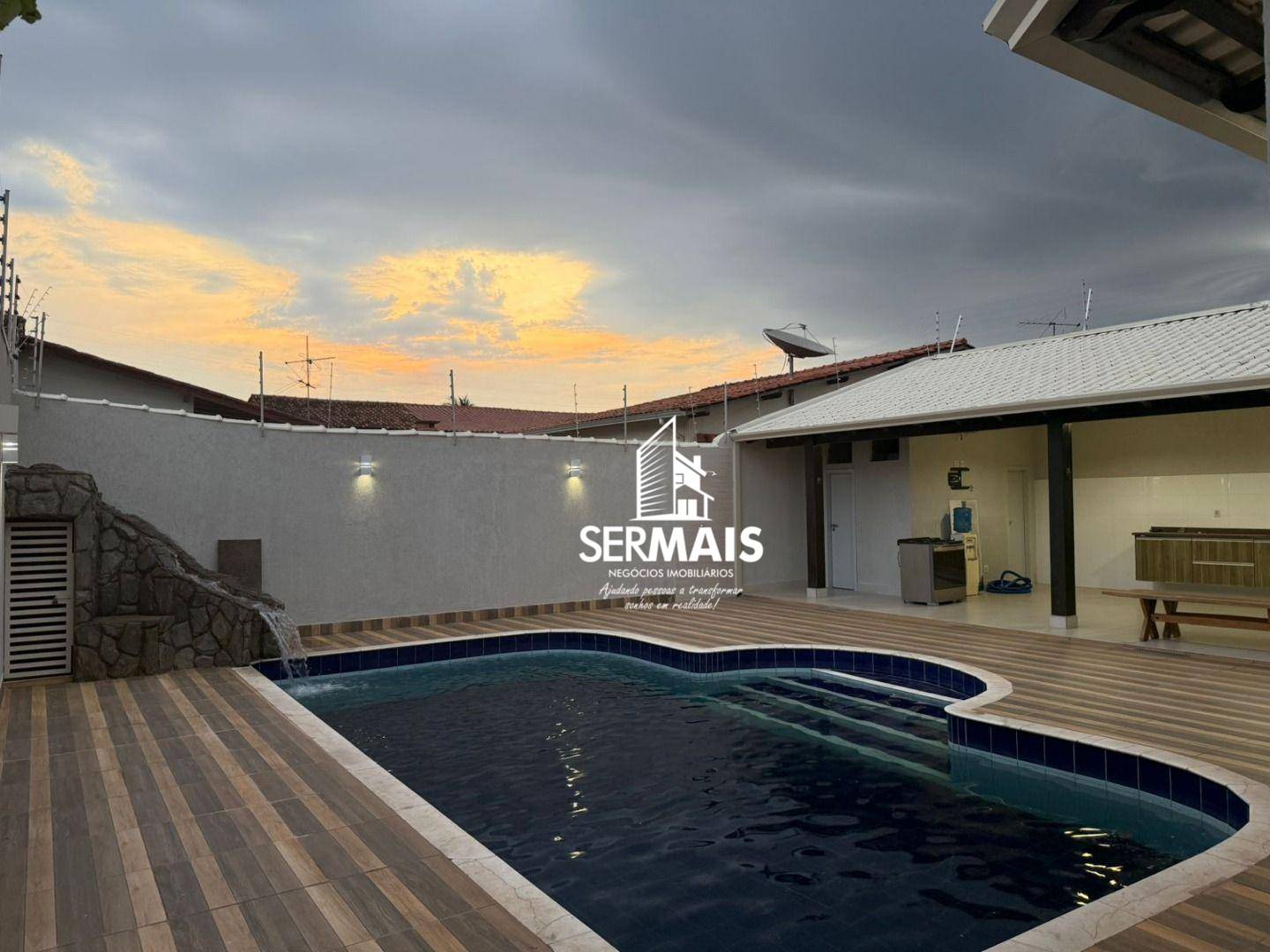 Casa, 4 quartos, 450 m² - Foto 1