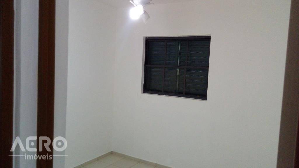 Apartamento à venda com 2 quartos, 48m² - Foto 9