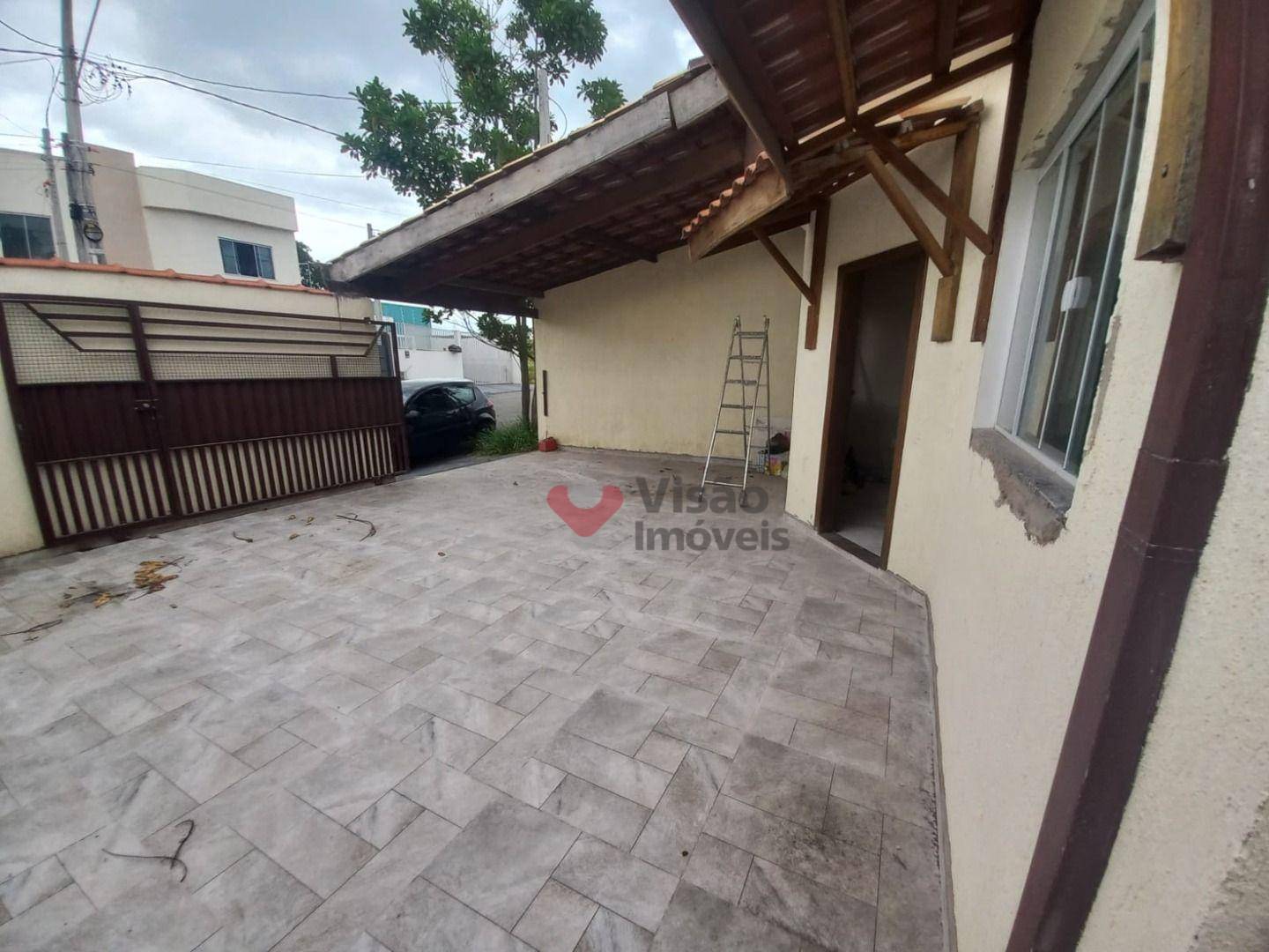 Casa, 3 quartos, 106 m² - Foto 1