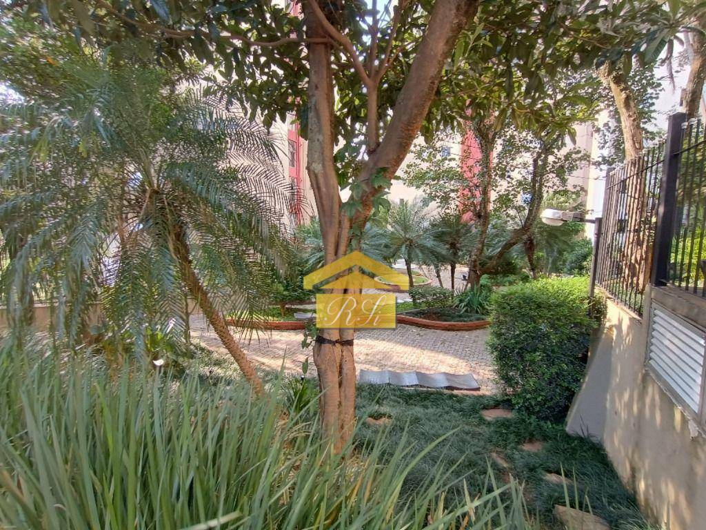 Apartamento para alugar com 2 quartos, 49m² - Foto 15