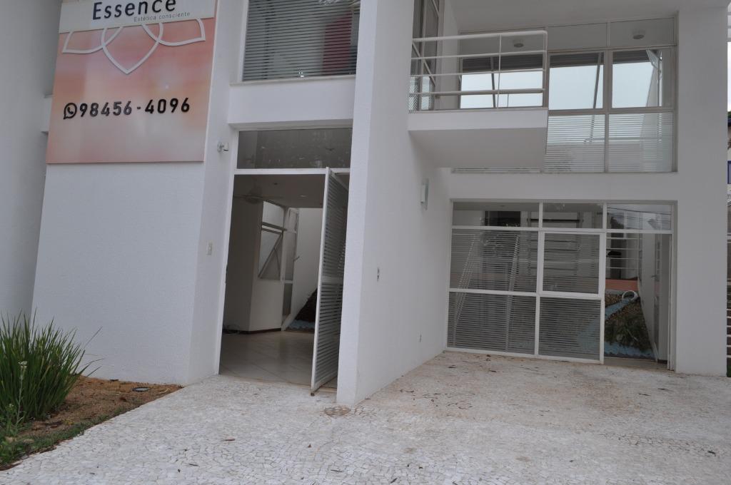 Casa à venda com 3 quartos, 196m² - Foto 6