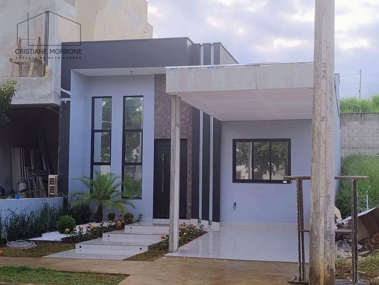 Casa à venda com 3 quartos, 130m² - Foto 1