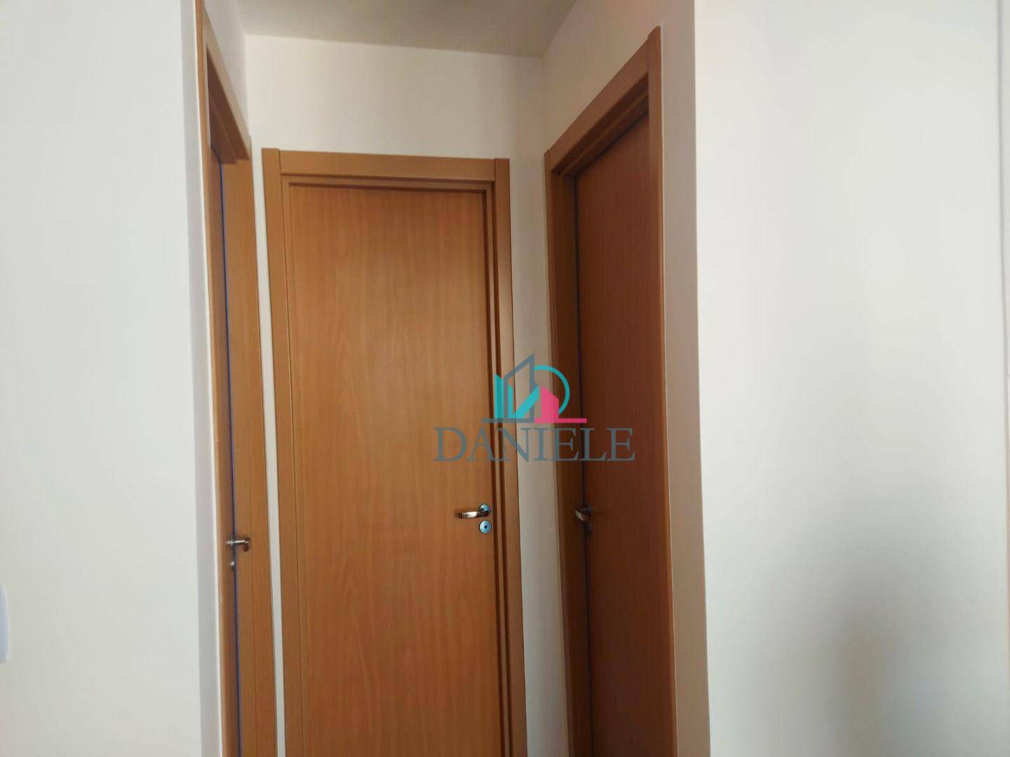 Apartamento à venda com 2 quartos, 45m² - Foto 4