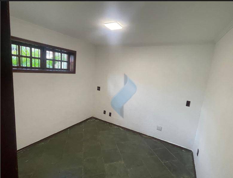 Casa à venda e aluguel com 3 quartos, 193m² - Foto 9