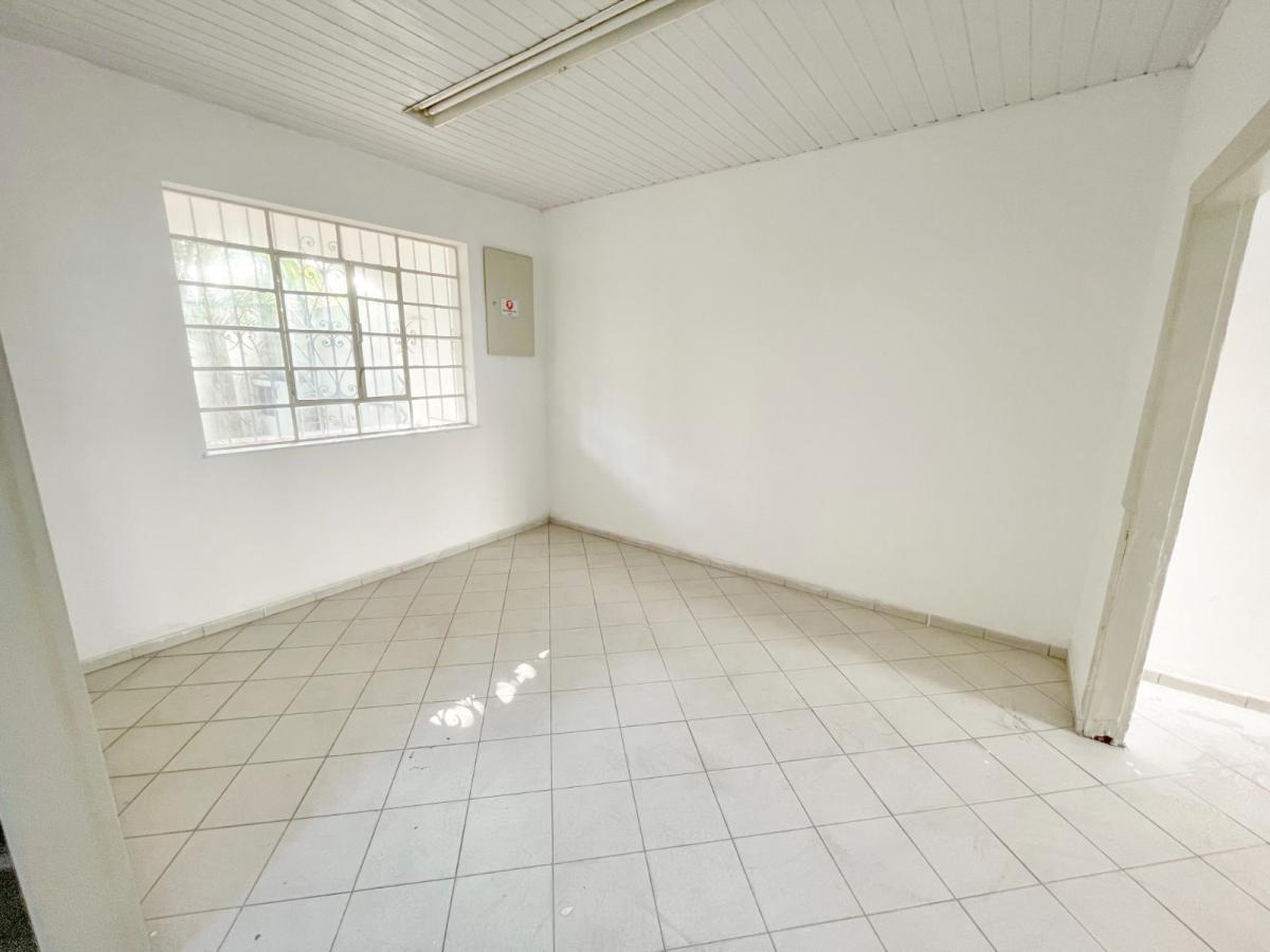 Casa para alugar com 1 quarto, 1127m² - Foto 18