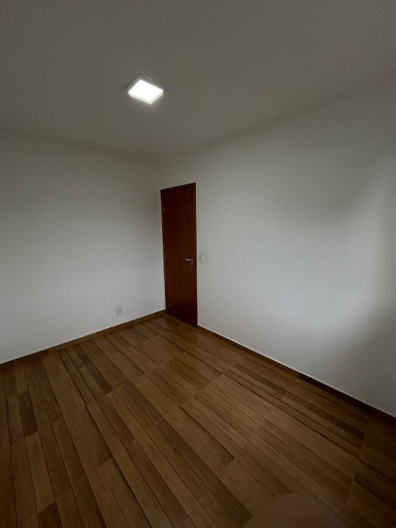 Apartamento à venda com 2 quartos, 50m² - Foto 8