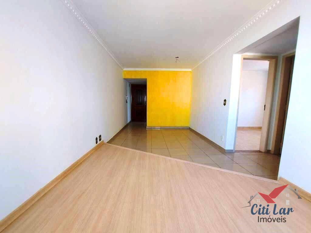 Apartamento à venda com 2 quartos, 60m² - Foto 1