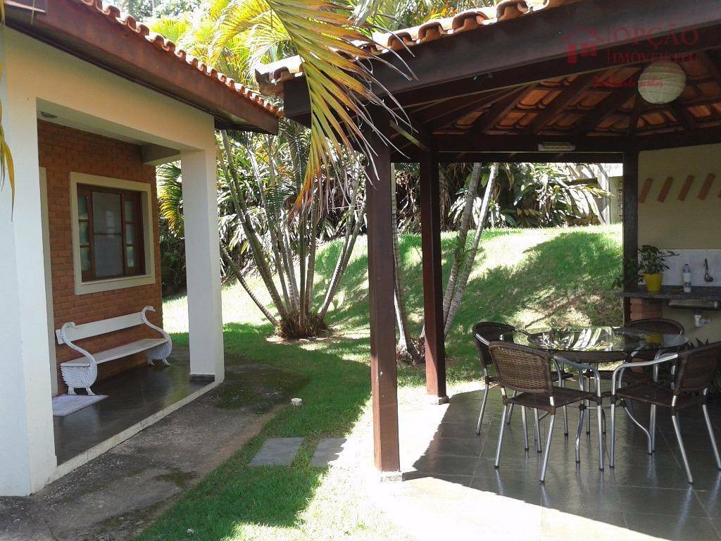 Casa de Condomínio à venda com 3 quartos, 330m² - Foto 1